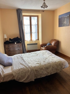 A Vendre belle Propriété comprenant 2 maisons et Dépendances 21