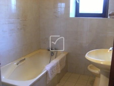 Maison de Maître du 19ème + piscine couverte sur terrain 1 H 16