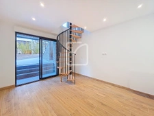 Appartement T3 entièrement rénové de 60m2 - esprit maison de 9