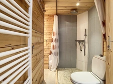 ENSEMBLE IMMOBILIER  220M2 CHALET/MAISON/ANNEXE A SAINT-PAUL 8