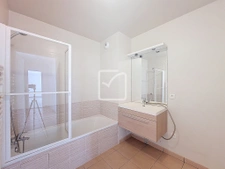 APPARTEMENT T3 DE 67m2 PROCHE LAC A  AMPHION 7