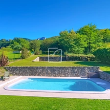 Charme, volume et luminosité   Maison avec piscine à Lugrin 11