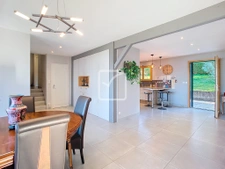 Maison familiale T6 130M2 avec vue imprenable sur le lac à É 5