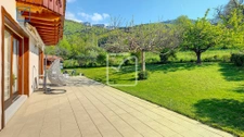 MAISON FAMILIALE AU CALME VUE LAC ET MONTAGNE A LUGRIN 2
