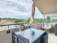 Bel appartement T3 67 m2 dernier étage proximité plages à Am 4