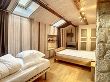 ENSEMBLE IMMOBILIER  220M2 CHALET/MAISON/ANNEXE A SAINT-PAUL 9