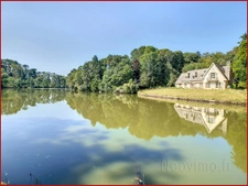 Domaine 20 ha avec maisons bois et étang.