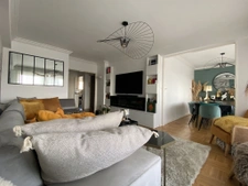 Sublime T3/4 rénové, terrasse, garage.