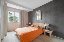 T5 vue mer 3 suites stationnement.