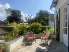 Maison proche Lajarrige et plage.