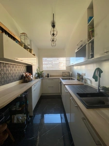 Sublime T3/4 rénové, terrasse, garage.