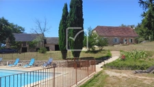Propriété de caractère sans voisin, avec piscine et dépendan 3