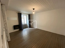 MAISON  CENTRE VILLE CHASSENEUIL DU POITOU 2