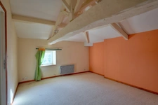 Maison de Bourg 4/5 Chambres  16