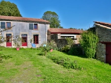 Propriété avec gîte et étang 21