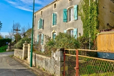 Maison de Bourg 4/5 Chambres  20