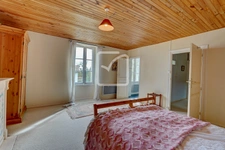 Maison de Bourg 4/5 Chambres  11