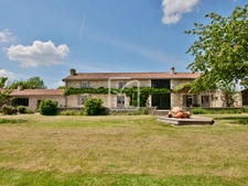 DEUX-SÈVRES  - DOMAINE UNIQUE DE 84 HECTARES - BOIS, ETANG,  5