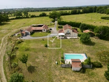Belle propriété sur 15 hectares de terrain 2