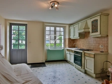 Maison avec gîte et dépendances 18