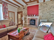 Maison avec gîte et dépendances 4