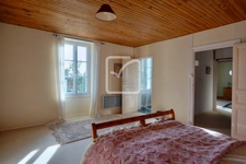 Maison de Bourg 4/5 Chambres  19