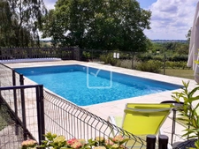 PROPRIETE AVEC 2 GITES INDEPENDANTS ET PISCINE 3