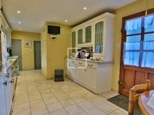Maison avec gîte et dépendances 7