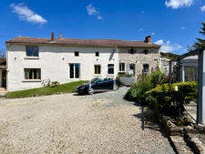 PROPRIETE AVEC 2 GITES INDEPENDANTS ET PISCINE 2