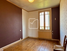 Maison centre bourg 5 chambres 12