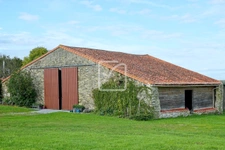 Fermette sur plus d'une hectare terrain 6
