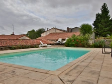 Proche L'Absie 4/5 chambres et piscine 4