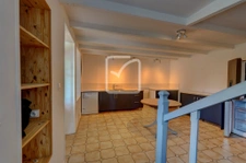 Maison 2/3 chambres avec dépendances et jardin 12