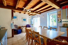 Maison 2/3 chambres avec dépendances et jardin détaché 9