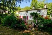 MAISON DE CAMPAGNE AU CALME EN GATINE 1