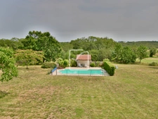 Belle propriété sur 15 hectares de terrain 22