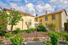 Maison 2/3 chambres avec dépendances et jardin 1