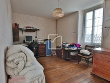 Maison avec gîte et dépendances 12
