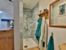PROPRIETE AVEC 2 GITES INDEPENDANTS ET PISCINE 22
