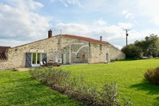 Fermette sur plus d'une hectare terrain 7