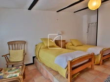 PROPRIETE AVEC 2 GITES INDEPENDANTS ET PISCINE 27