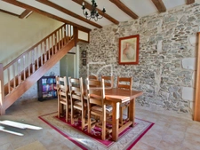 Maison avec gîte et dépendances 1