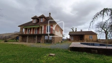 GRANDE MAISON 238 M2,  8 PIECES TERRAIN 5800 M2  23