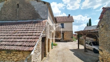 CORPS DE FERME 18