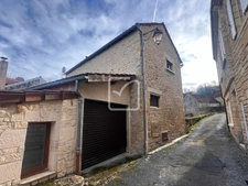 MAISON DE VILLAGE 5