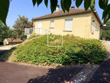 MAISON + GITES 18