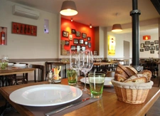 AUBERGE DE VILLAGE + MAISON 8