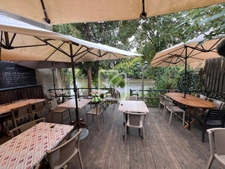 MURS ET FONDS RESTAURANT  1