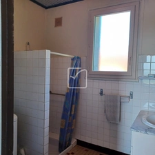 ENSEMBLE IMMOBILIER   MAISON D HABITATION EN PIERRES, GRANGE 30