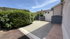 Maison avec piscine, loft indépendant et jardin clos 26